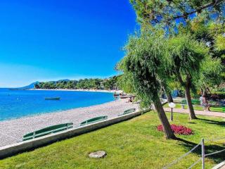 Apartman LUKA Vila Vesa Promajna with jacuzzi & garden - Promajna - 8