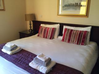 Marine Bar Pub with Rooms - Hunstanton - 5