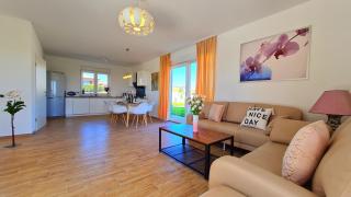 Villa Robert Kastelir - 1