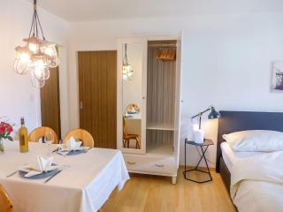 Apartment Chesa Ova Cotschna 303 by Interhome - 1