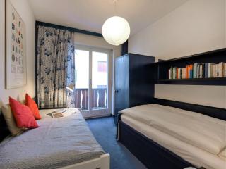 Apartment Chesa Romantica 17 by Interhome - St. Moritz - 8