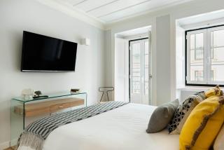 Designer Apartment in one of Lisbon's Trendiest Quarters - 4