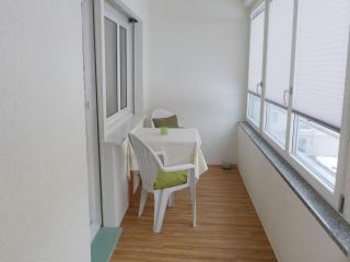 Apartment Chesa Ova Cotschna 306 by Interhome - St. Moritz - 3