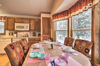 Cozy Crosby Cabin Near Serpent Lake and Main St - Crosby - 4