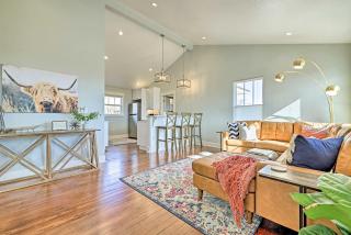 Comfy Hill Country Haven with Private Hot Tub! - Fredericksburg - 6