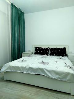 Black&White Suites - Craiova - 4