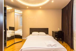 Elegant 2bdr Apartment with a Balcony - Sofia - 1