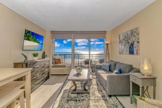 Oceanfront 1 Bedroom 2 Bath Suite Boardwalk 439 - Myrtle Beach - 0