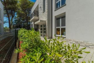Apartments with a parking space Vir - 18550 - 6