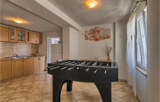 Beautiful Home In Liznjan - 6