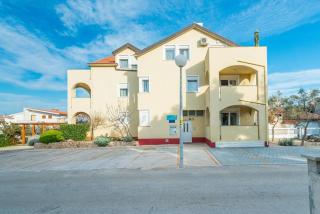 Apartments by the sea Vir - 18603 - 8