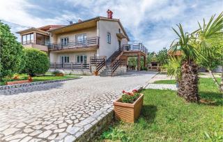 Stunning Apartment In Liznjan With Wifi - Ližnjan - 0