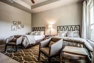 Century Oak House - Spring Branch - 0