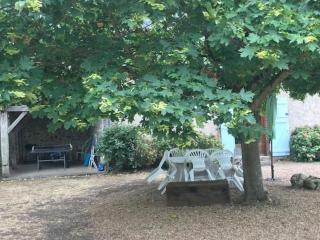 Gîte chaleureux dans un ancien corps de ferme avec wifi, cheminée et grand jardin à Châteaudun - FR-1-581-71 - Châteaudun - 4