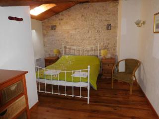 Chatenet self catering stone House for 2 South West France - Limalonges - 4