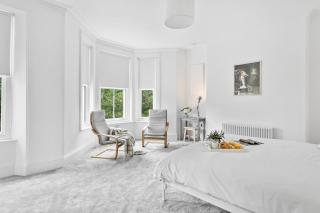 Hoe Park House, Sleeps 10, Historic, Central, Near Excellent Dining, Bars & Seafront - 3