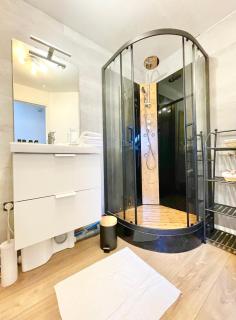 Saint-Nazaire - LE GLAMOUR - Appartement Deluxe - Stationnement facile et gratuit - Internet Haut Débit Fibre - Saint-Nazaire - 7