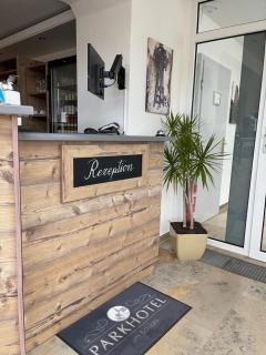 Parkhotel am Schloss Machern - 1