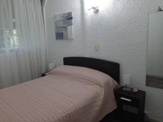 Apartamento con entrada independiente y jardín - 2