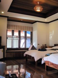 Blue Diamond Resort - 8