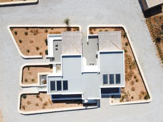 Blue Harpist Villas - 1