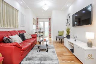 Enfield House by Svelte Living - 8