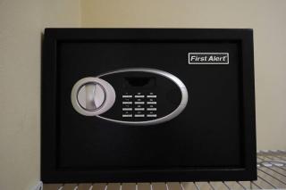 LUXURIOUS 3 BEDROOM HOUSE IN GOLD COAST - 1