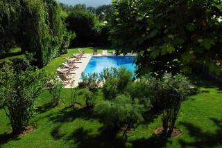 Hôtel Le Mas des Grès & Restaurant Sous les Platanes - Lagnes - 4