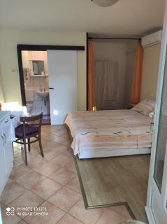 Studio Apartments Jasminka - Selce - 2