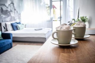 LouLou's Central Apartment with cosy balcony - Esztergom - 0