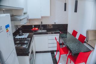 Apartamento reformado na melhor localização a 100 metros da praia,comodidade inclui ,garagem,internet,elevadores duas cadeiras de praia ,cooler,roupas de cama e banho - Guarapari - 6
