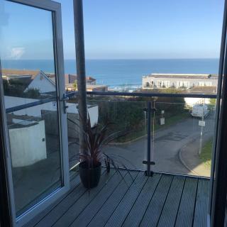 Ocean 1- Sea View apartment, Fistral Beach Newquay - 4