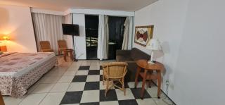 IATE PLAZA HOTEL 402 - 1