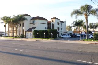 Lambert Inn - Whittier - 5