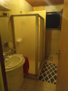 Haus beim Wasser im grünen in sehr ruhiger Lage!! - 1