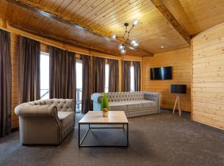 SVOI Hotel - Palyanytsya - 2