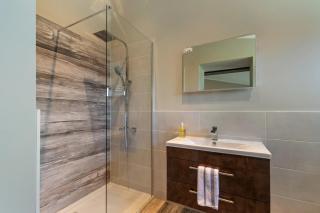 Dewin Bach - Luxury Lodge, Hot Tub, Close to Beach - Penally - 4