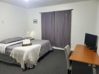 Private Room Near to Downtown Churchill Downs UofL Airport &Kentucky Expo Center - Louisville - 0