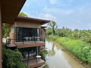 The Grace Amphawa - 8