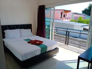 Tom's house - Khura Buri - 8