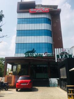 Hotel ParkwayInn - Kelambākkam - 0