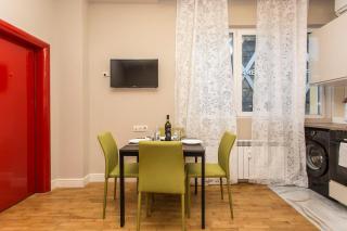 Elegant 2bdr Apartment with a Balcony - Sofia - 2