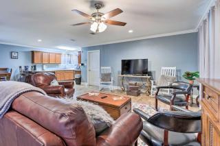 Gulfport Home with Private Yard 1 Mile to Pier - Gulfport - 0