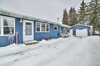 Cozy Houghton Lake Heights Cottage with Private Yard - Houghton Lake - 8