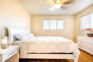 Misha’s HunnHaven - Yuba City - 2