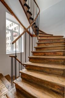 Upstairs Boutique - Bukarest - 4