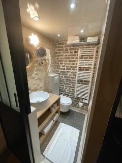 Studio Cinq Diamants, Neuf Tout équipé - 1