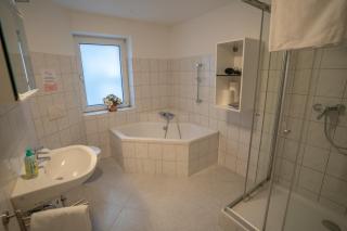 4-Zimmer Haus, 2-Bäder 140qm bis zu 11 Personen - Winningen - 2