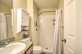 Walk to Lake Family Gem with Pool Access in Afton - Afton - 1