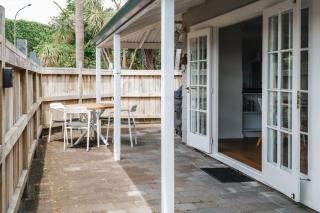 Te Puna Cottage Gardens B&B - 1